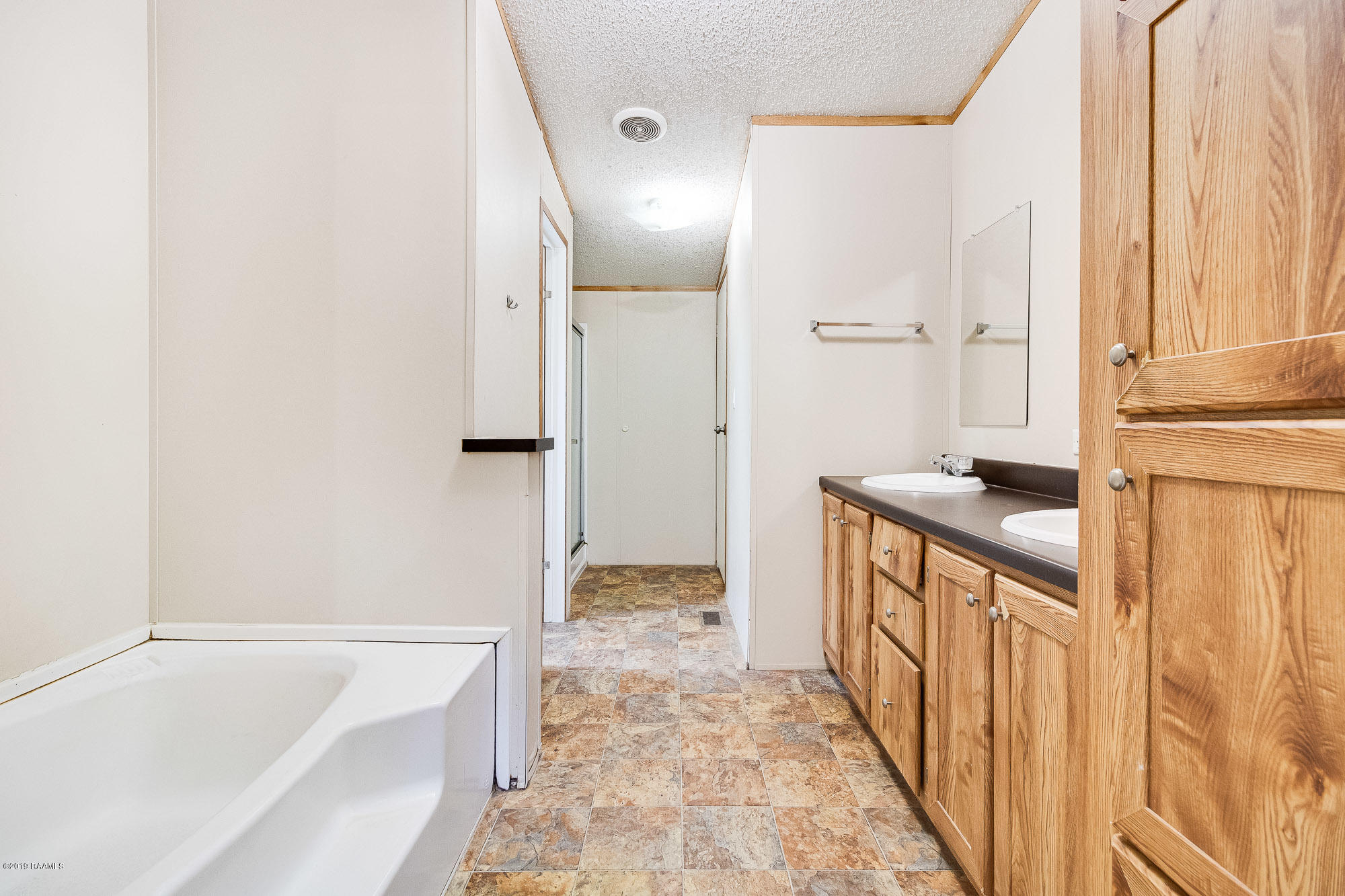 1209 Gendarme Road Carencro, LA 70520 - Photo 5 of 18 1209 Gendarme-12