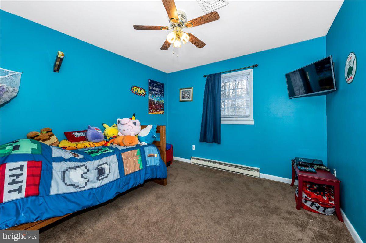 15225 Clear Spring Road Williamsport, MD 21795 - Photo 19 of 44 a play room with toys