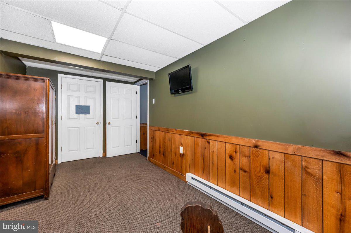 15225 Clear Spring Road Williamsport, MD 21795 - Photo 32 of 44 a view of hallway