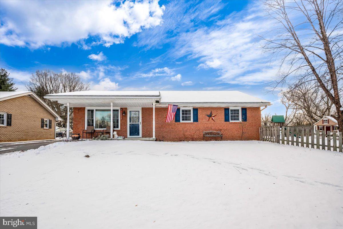 15225 Clear Spring Road Williamsport, MD 21795 - Photo 43 of 44 front view of house with a yard