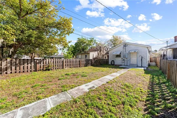 $249,000 | 804 Massachusetts Avenue, St. Cloud, FL 34769