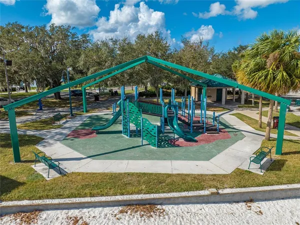 $249,000 | 804 Massachusetts Avenue, St. Cloud, FL 34769