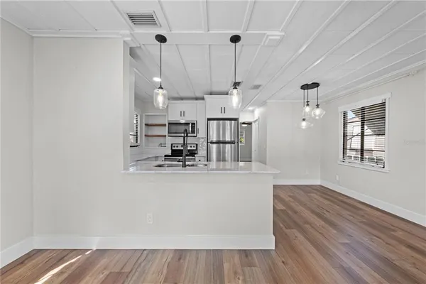 $249,000 | 804 Massachusetts Avenue, St. Cloud, FL 34769