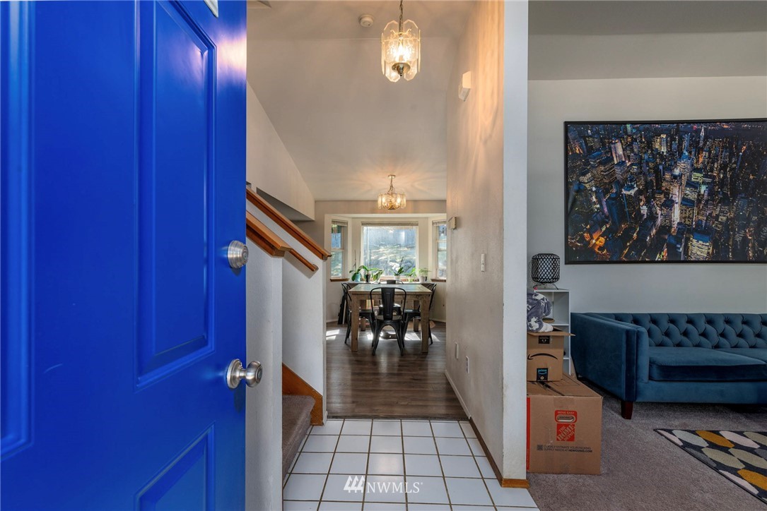 7406 Vandermark Road East Bonney Lake, WA 98391 - Photo 4 of 17