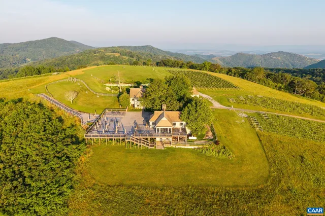 $9,950,000 | 24981 Blue Rdg Parkway, Vesuvius, VA 24483