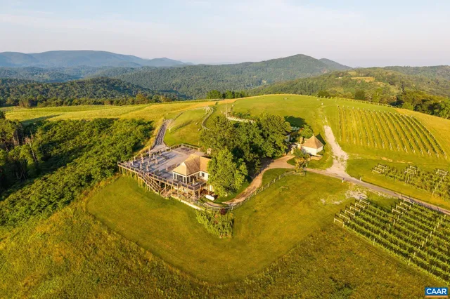 $9,950,000 | 24981 Blue Rdg Parkway, Vesuvius, VA 24483