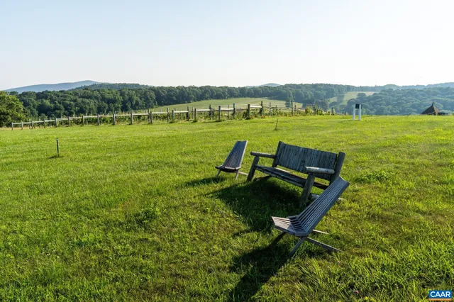 $9,950,000 | 24981 Blue Rdg Parkway, Vesuvius, VA 24483