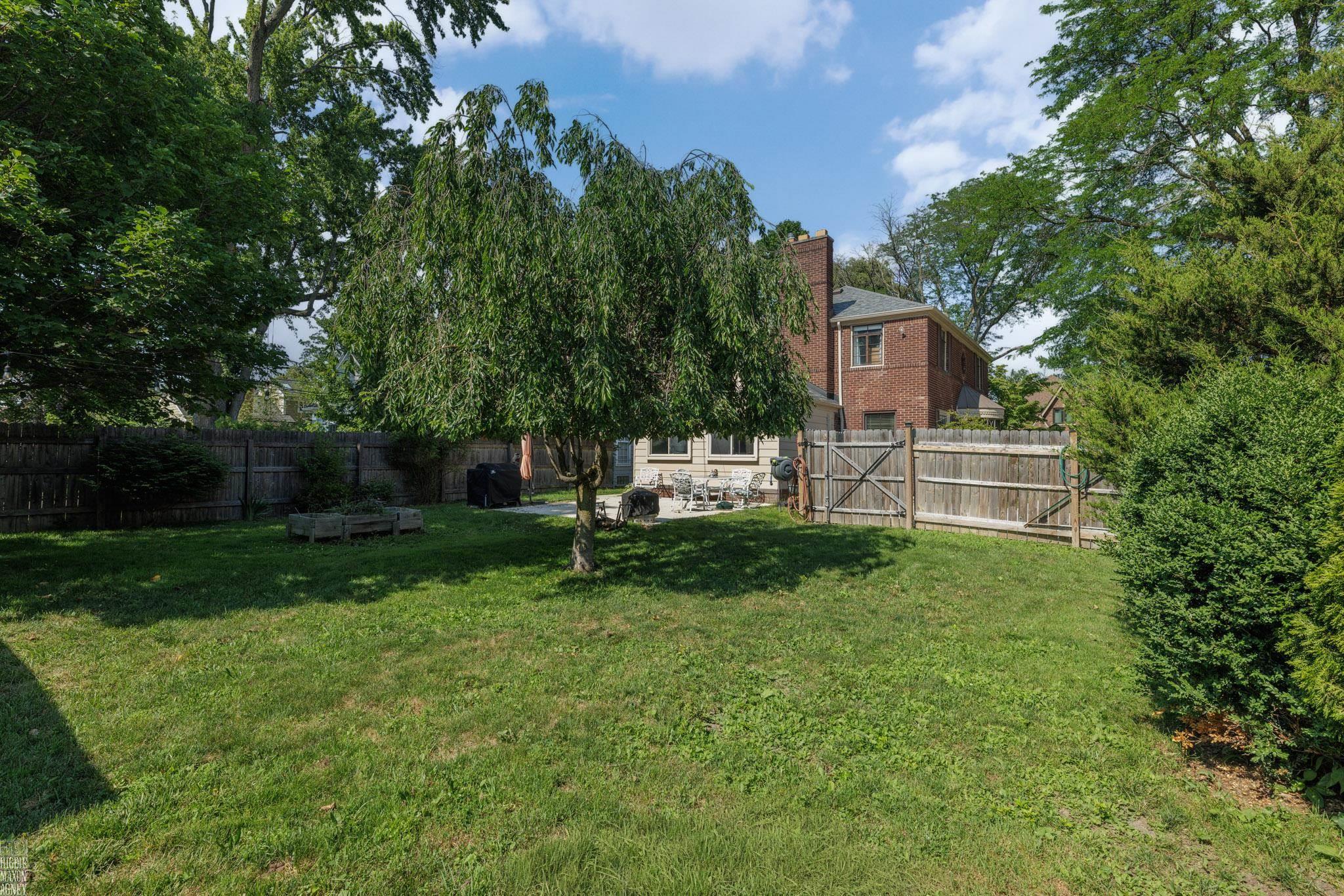675 Fisher Road Grosse Pointe, MI 48230 - Photo 44 of 51