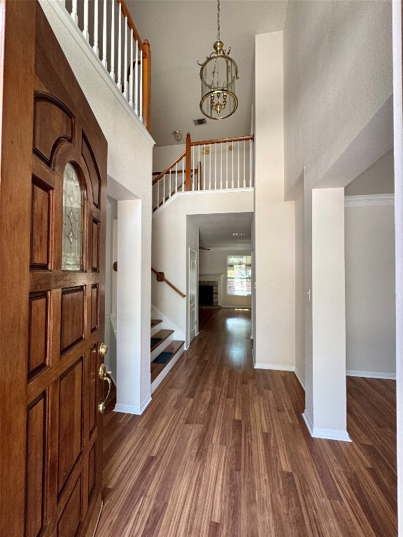 6319 Zadock Woods Drive Austin, TX 78749 - Photo 2 of 39 a view of entryway with wooden floor