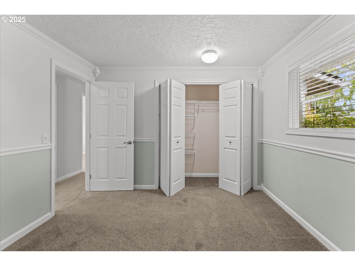 20624 Southwest Rosa Drive Beaverton, OR 97078 - Photo 16 of 36