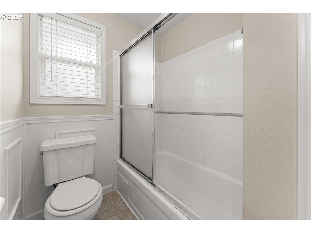 20624 Southwest Rosa Drive Beaverton, OR 97078 - Photo 23 of 36