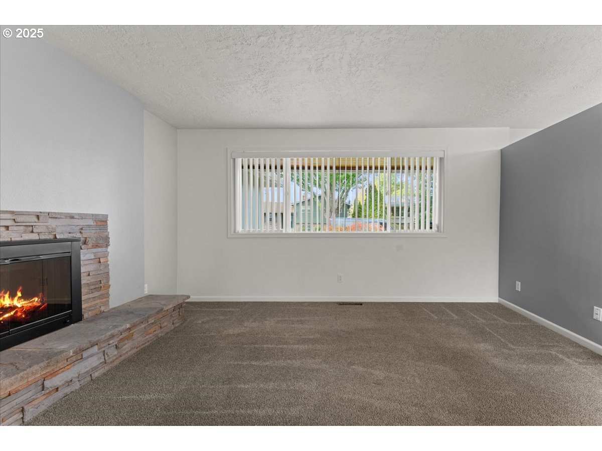 20624 Southwest Rosa Drive Beaverton, OR 97078 - Photo 6 of 36