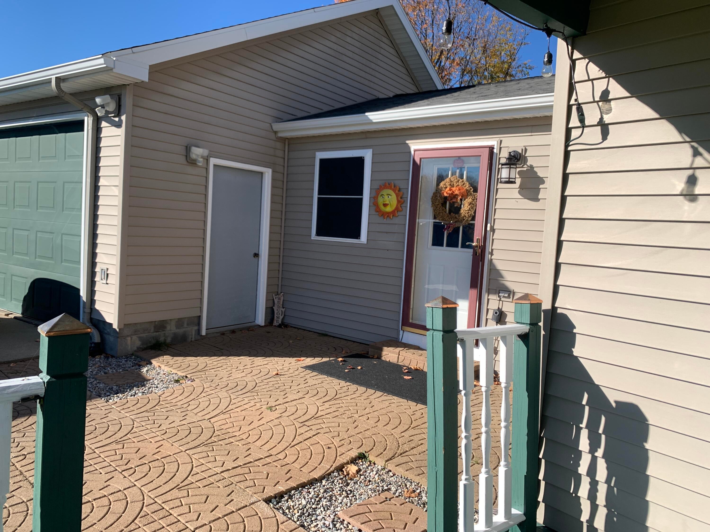 838 West Winters Road Gaylord, MI 49735 - Photo 4 of 52 Gallery Image 4
