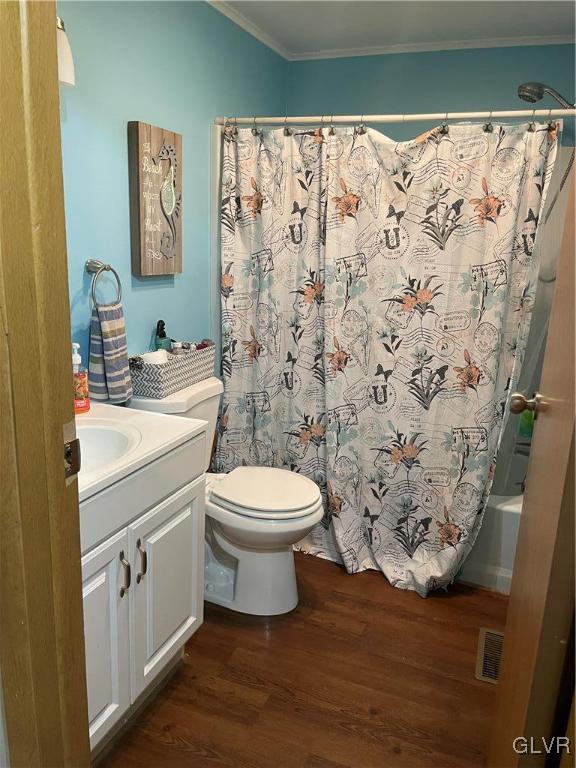 147 Tilly Lane Effort, PA 18330 - Photo 21 of 48 a bathroom with a toilet sink and a mirror
