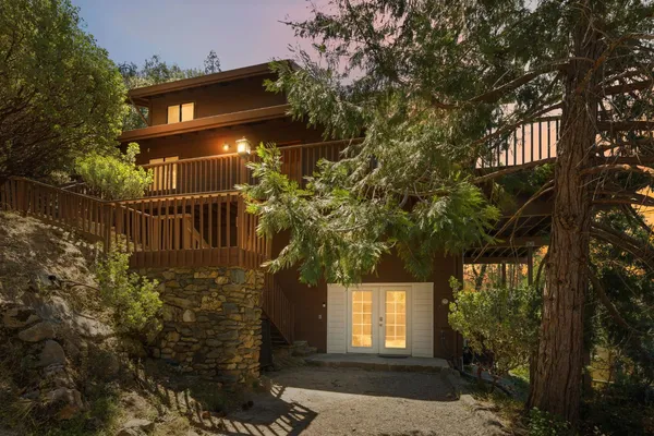$775,000 | 56406 Marina View Way, Bass Lake, CA 93604