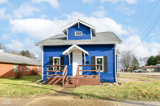 $169,900 | 302 Main Street, Kennard, IN 47351
