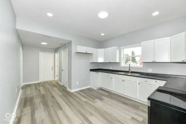 $169,900 | 302 Main Street, Kennard, IN 47351