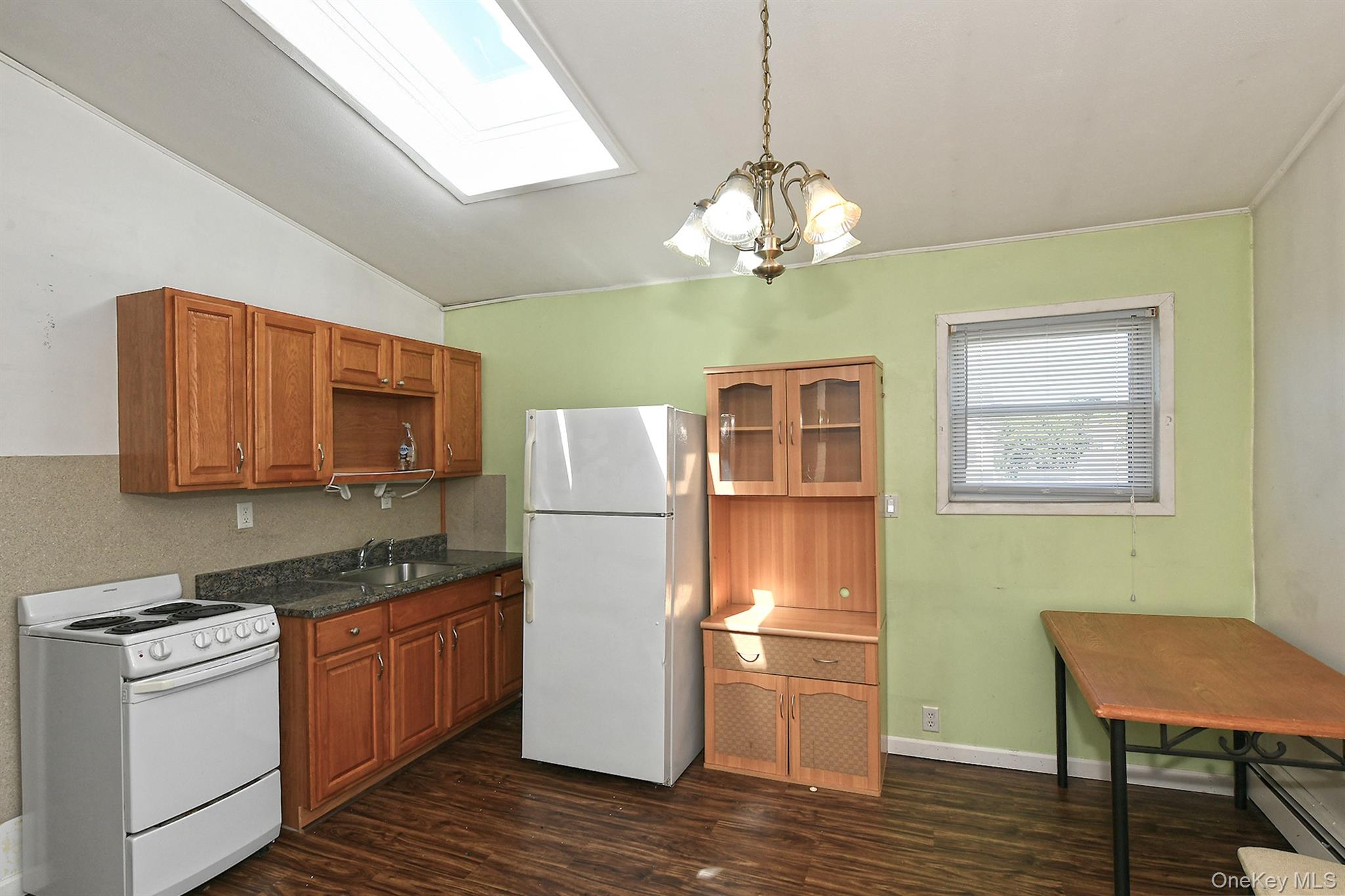 34 Prentice Road Levittown, NY 11756 - Photo 14 of 20