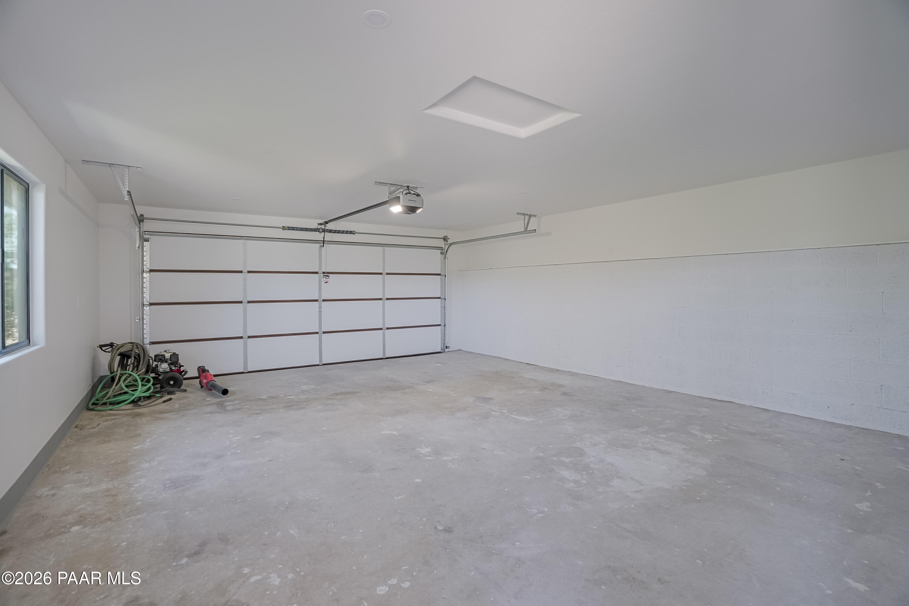 1584 West Cliff Rose Road Prescott, AZ 86305 - Photo 40 of 66 2-Car Garage