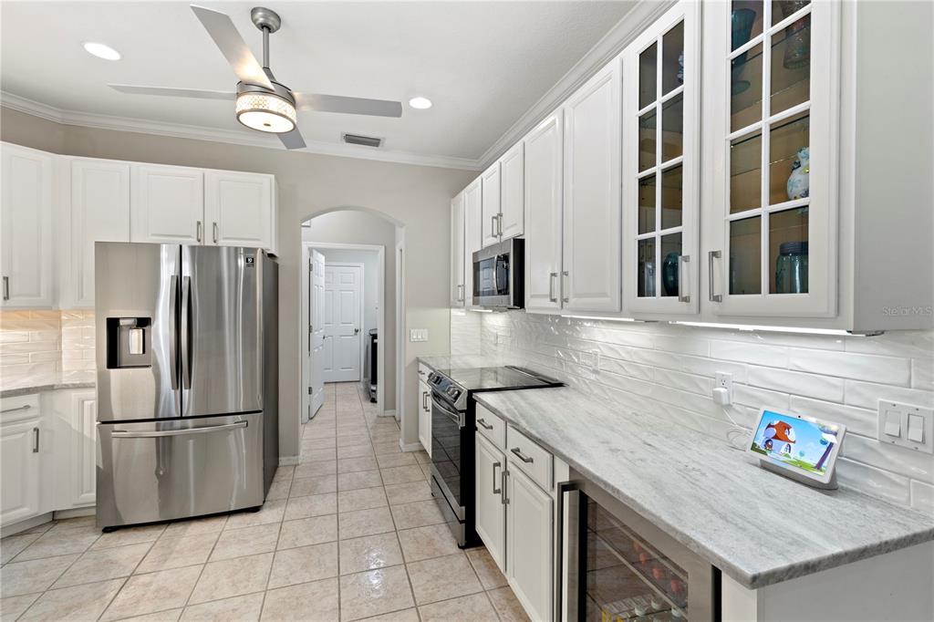 11011 Water Lily Way Lakewood Ranch, FL 34202 - Photo 4 of 19
