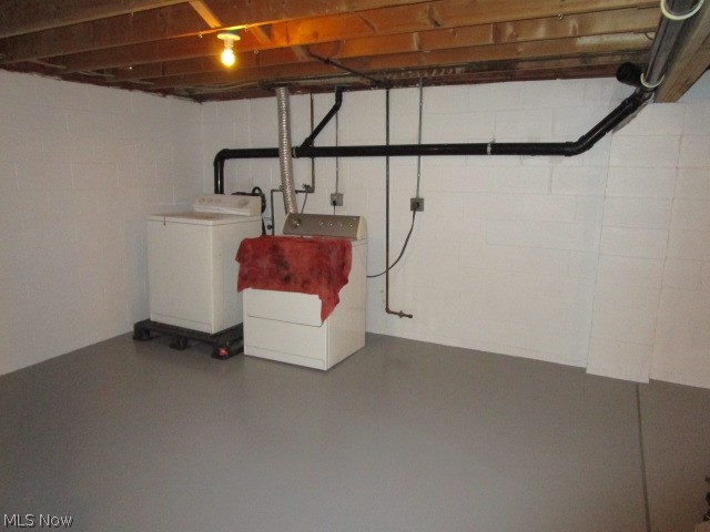 260 Cummings Road Vermilion, OH 44089 - Photo 20 of 33 Laundry area in Basement