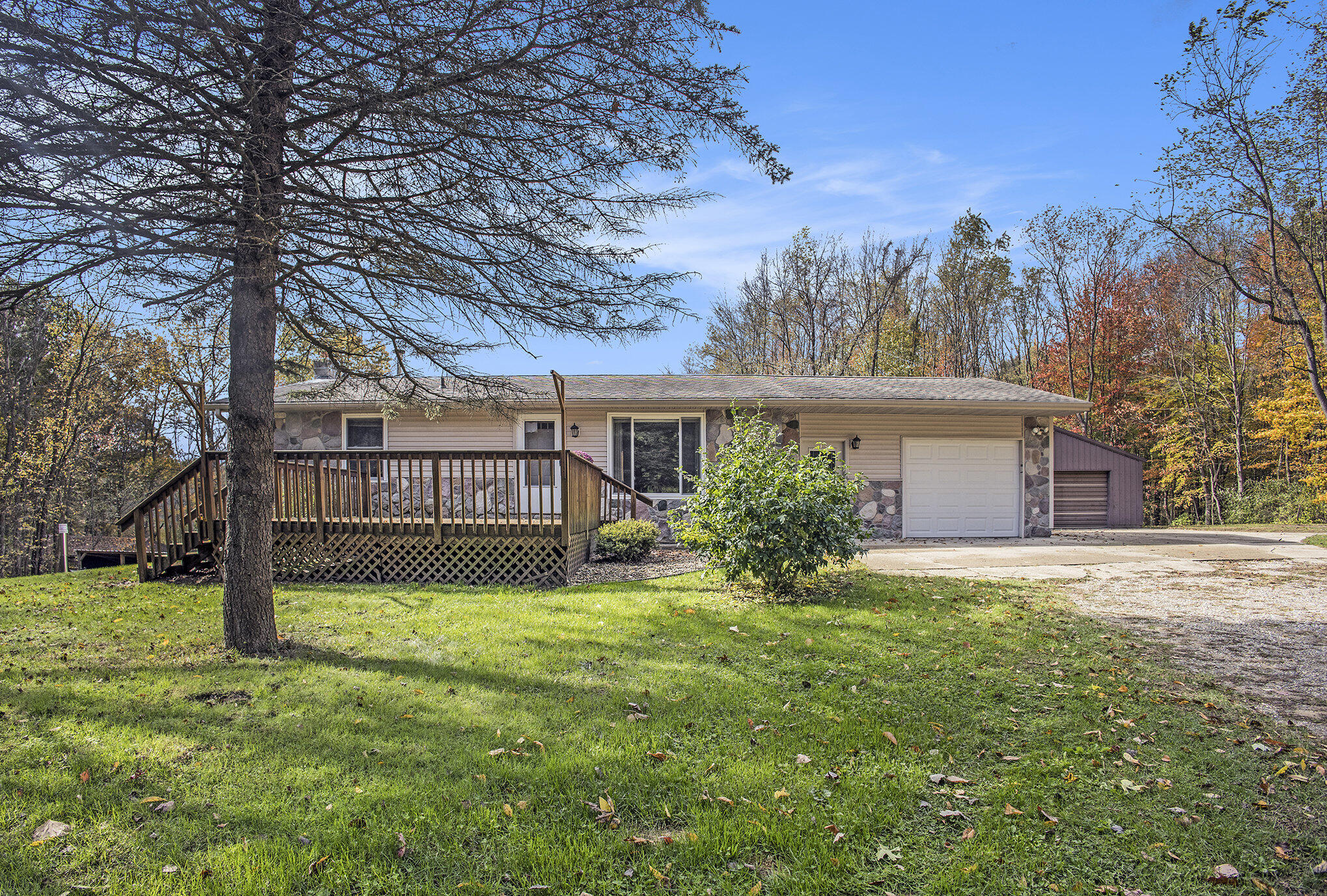 6371 Wood School Front