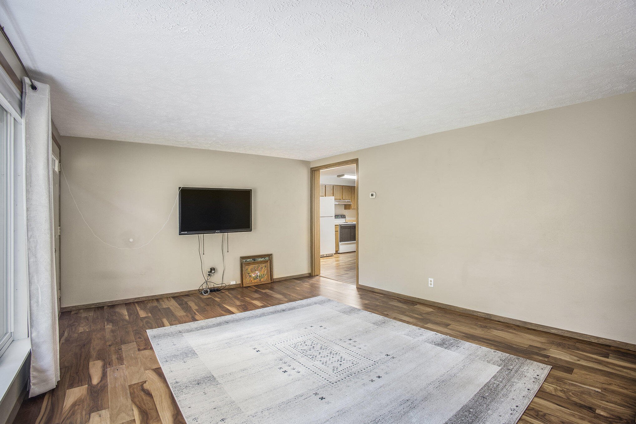 6371 Wood School Road Freeport, MI 49325 - Photo 16 of 44 6371 Wood School Living 2