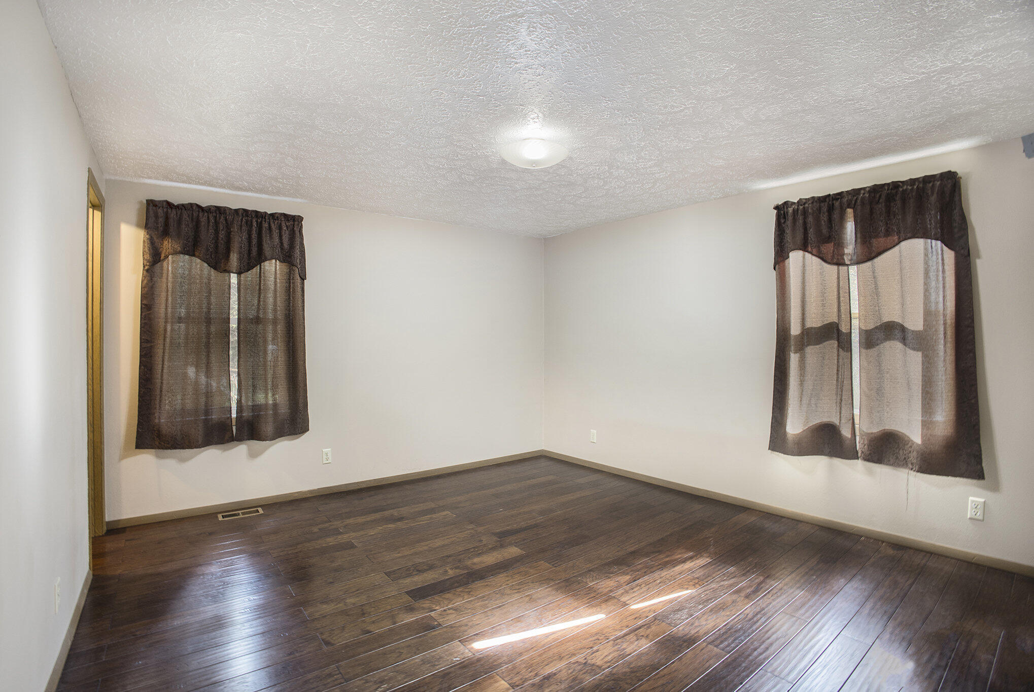 6371 Wood School Road Freeport, MI 49325 - Photo 19 of 44 6371 Wood School Primary 1