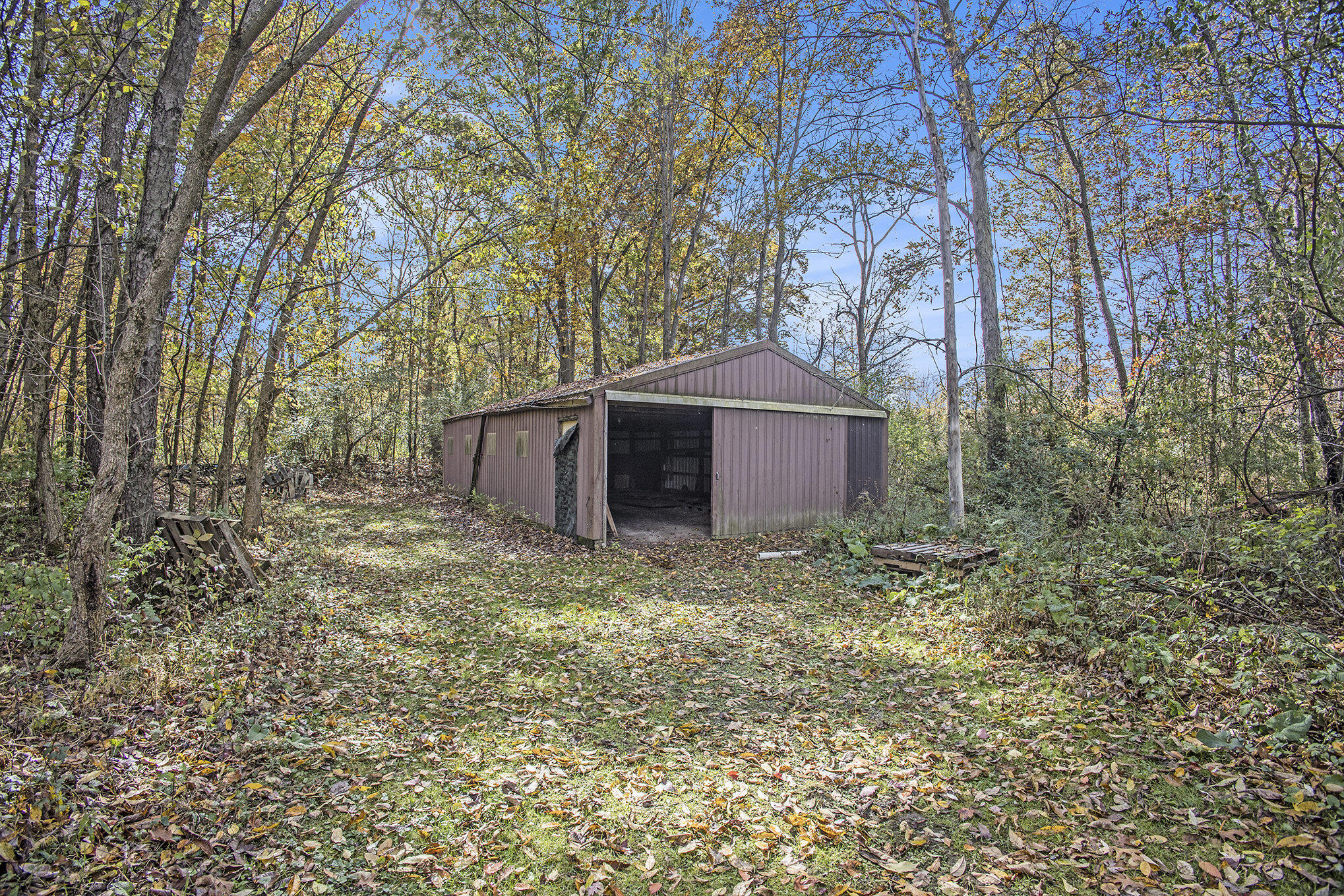 6371 Wood School Road Freeport, MI 49325 - Photo 38 of 44 6371 Wood School Pole Barn