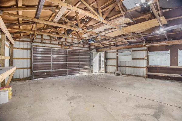 $392,500 | 6371 Wood School Road, Freeport, MI 49325