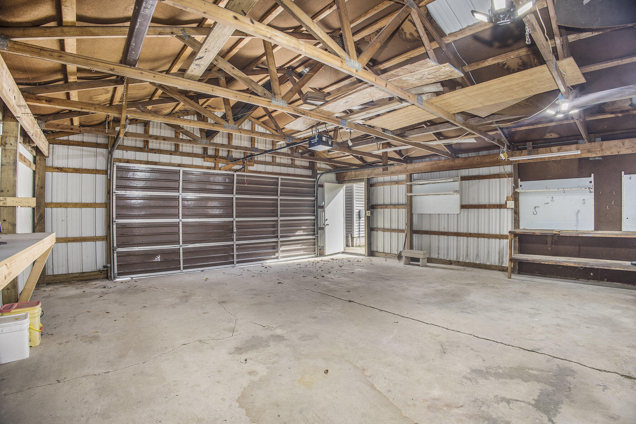 6371 Wood School Road Freeport, MI 49325 - Photo 41 of 44 6371 Wood School Inside Extra