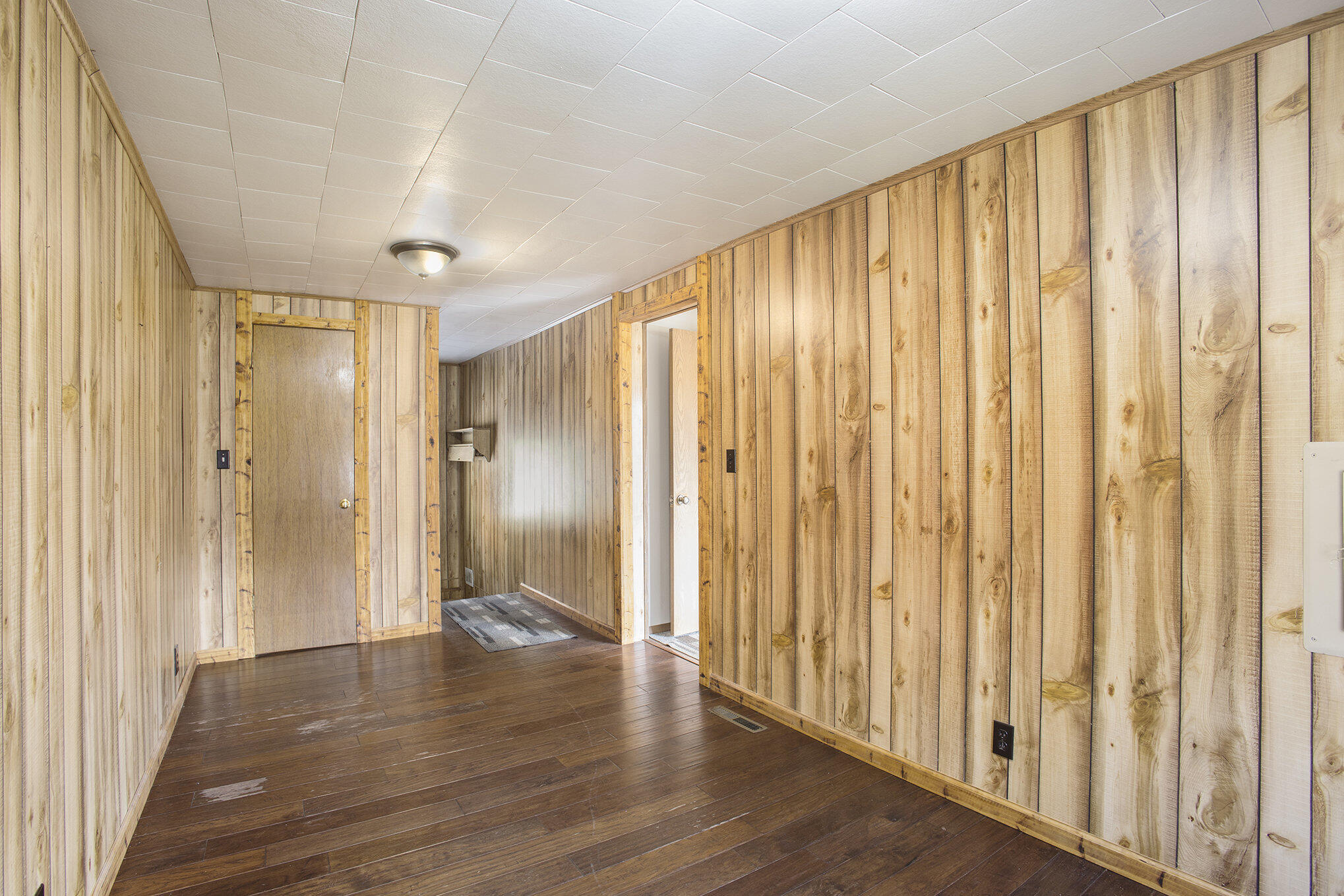 6371 Wood School Road Freeport, MI 49325 - Photo 7 of 44 6371 Wood School Office 2