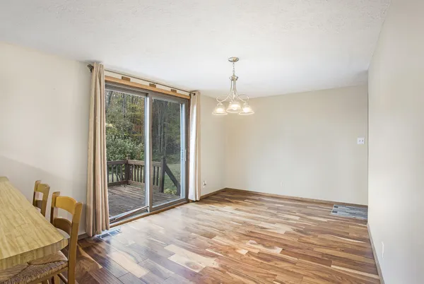 $392,500 | 6371 Wood School Road, Freeport, MI 49325