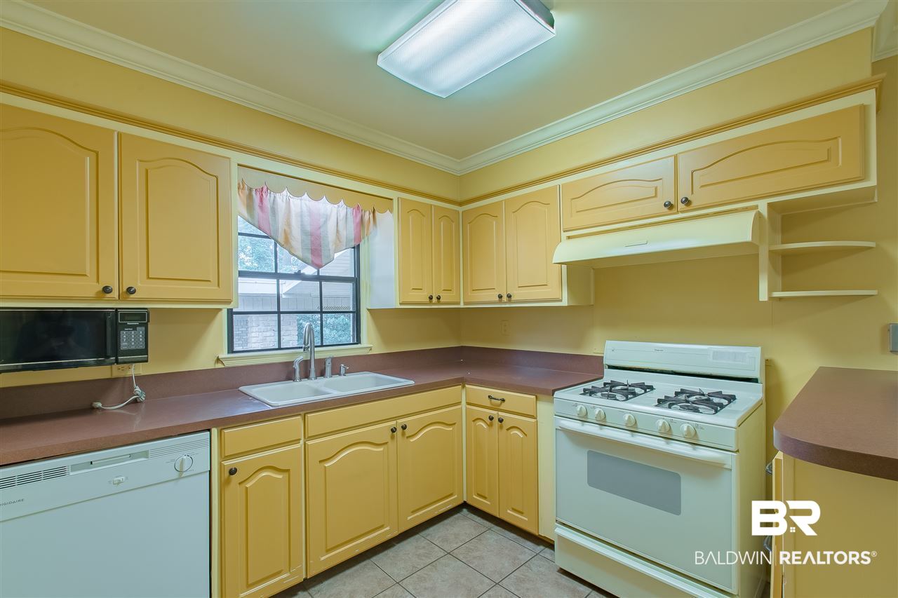 279 Jackson Boulevard Mobile, AL 36609 - Photo 15 of 38