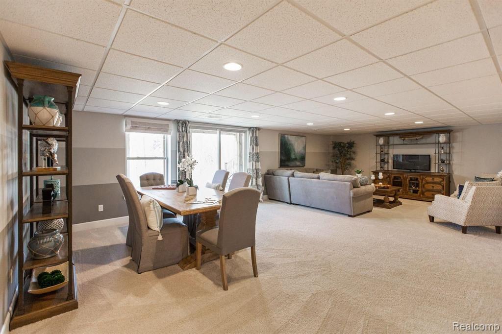 5472 Woodfall Road Clarkston, MI 48348 - Photo 34 of 38 Gallery Image 34