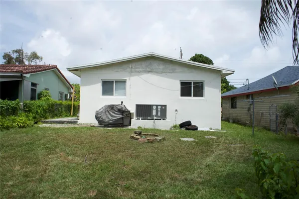 $3,750 | 11150 Peachtree Drive, Miami, FL 33161
