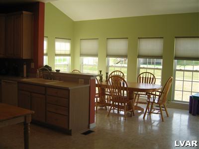 5309 Seip Road Bethlehem, PA 18017 - Photo 4 of 14 Gallery Image 4