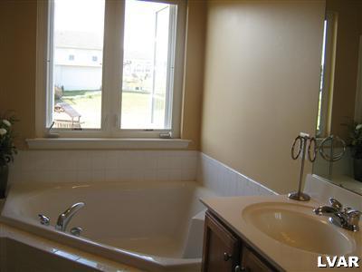 5309 Seip Road Bethlehem, PA 18017 - Photo 8 of 14 Gallery Image 8