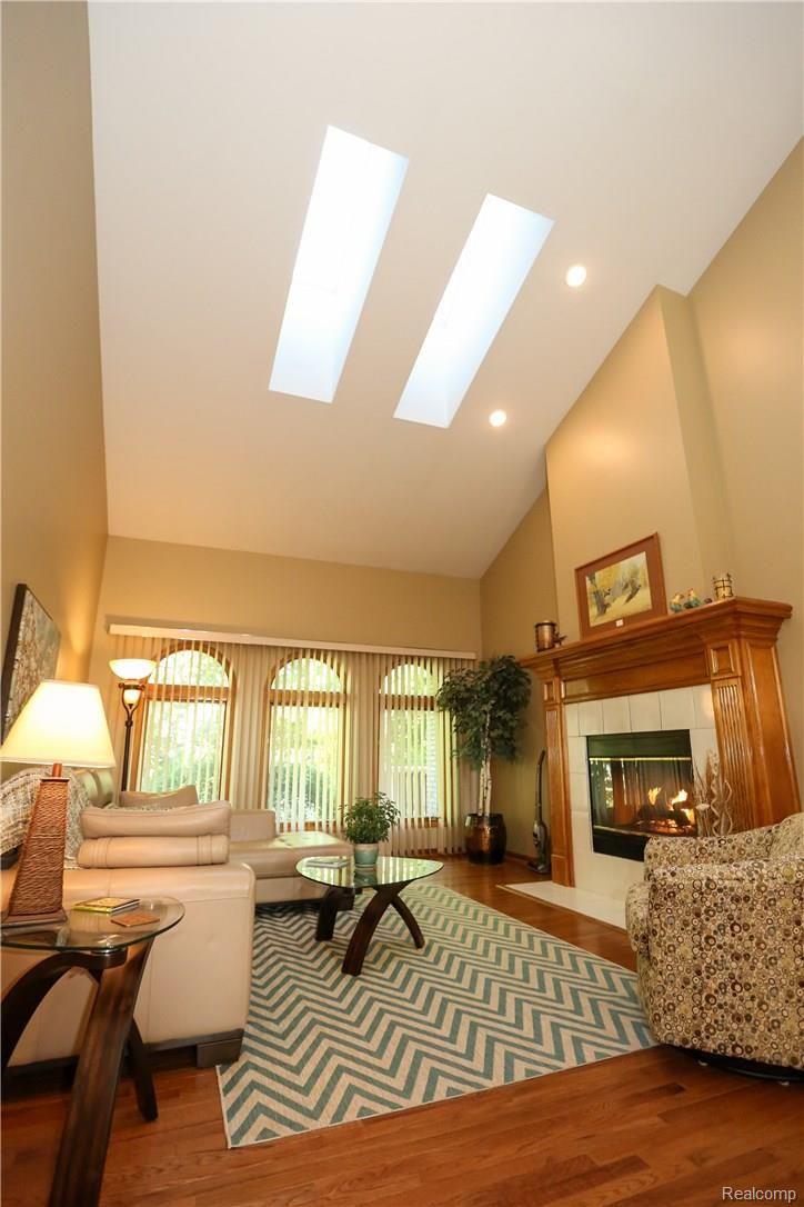 4700 Rambling Court Troy, MI 48098 - Photo 9 of 49 Rambling Ct-8.jpg