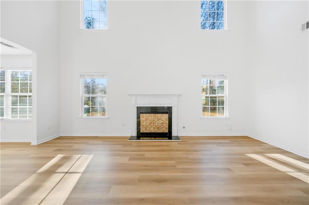 783 Roxholly Walk Northeast Buford, GA 30518 - Photo 11 of 37