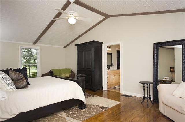 1488 Coleman Road Franklin, TN 37064 - Photo 9 of 20 Master bedroom on first floor is large and comfortable, ideal for any age buyer.