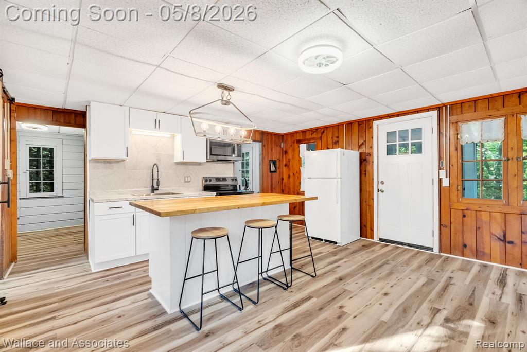 3941 Lakeshore Road Lexington, MI 48450 - Photo 11 of 24