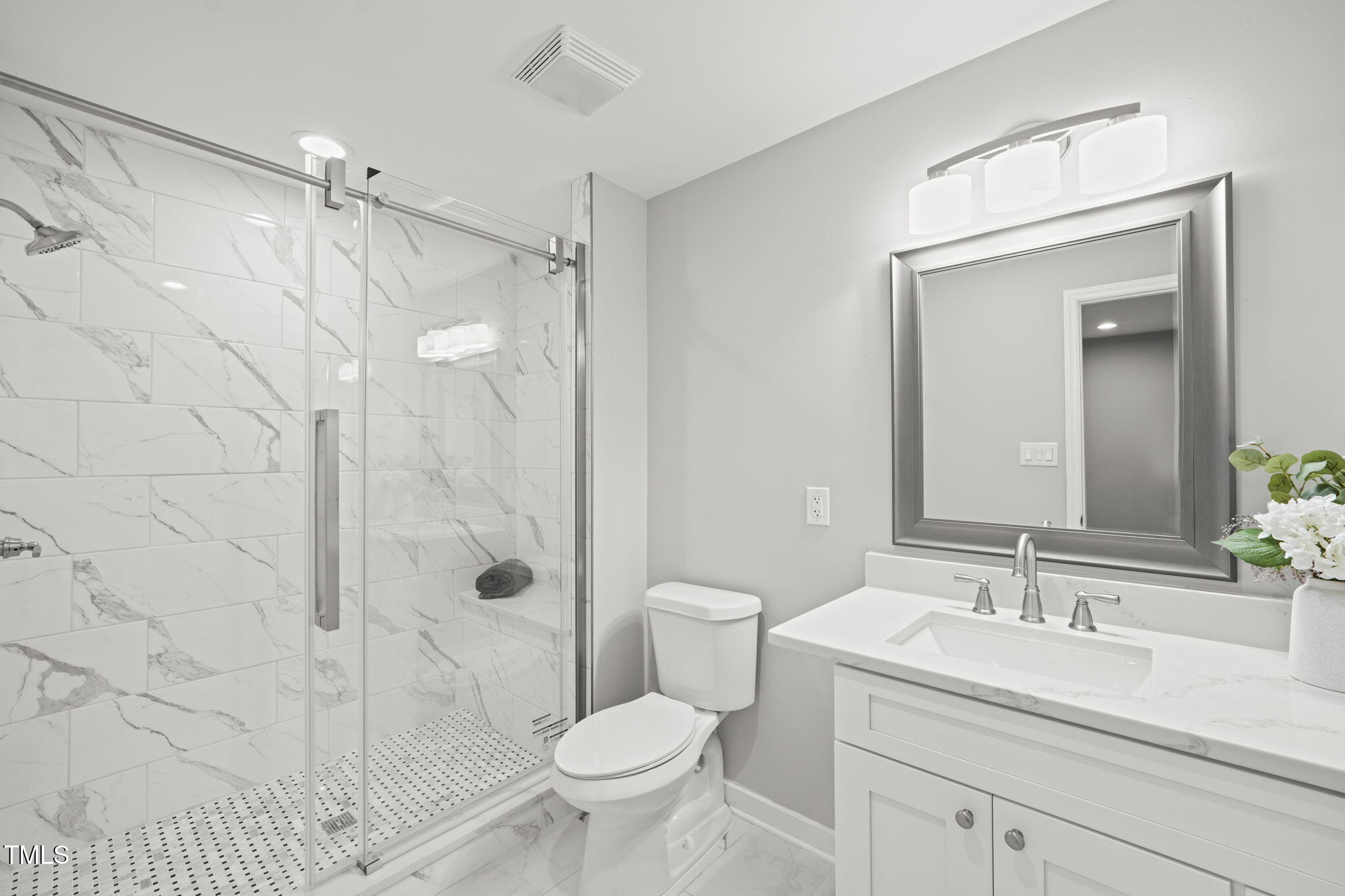 2906 Barmettler Street Raleigh, NC 27607 - Photo 14 of 29 24-web-or-mls-DSC00775