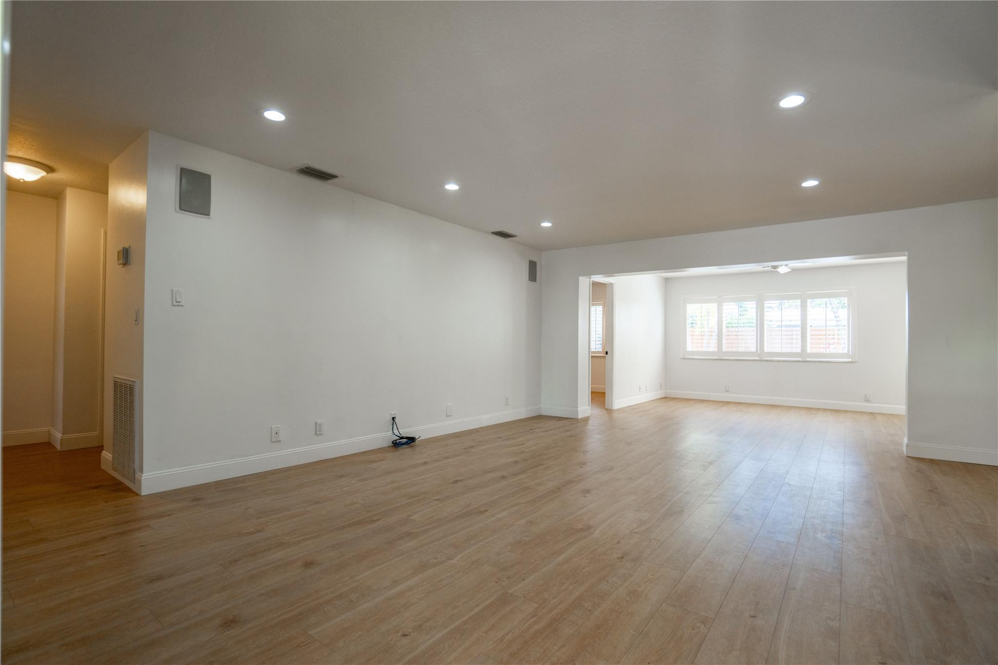 2742 Northeast 32nd Street Lighthouse Point, FL 33064 - Photo 7 of 40 Photo 7