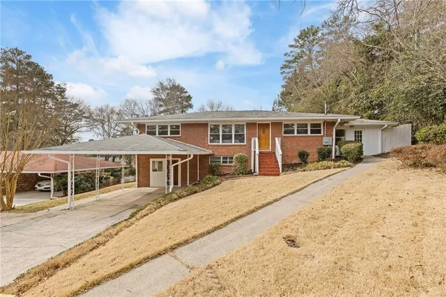 $515,000 | 454 Jo Ann Drive Southeast, Marietta, GA 30067