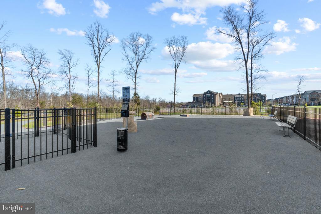 44514 Wolfhound Square Ashburn, VA 20147 - Photo 24 of 29