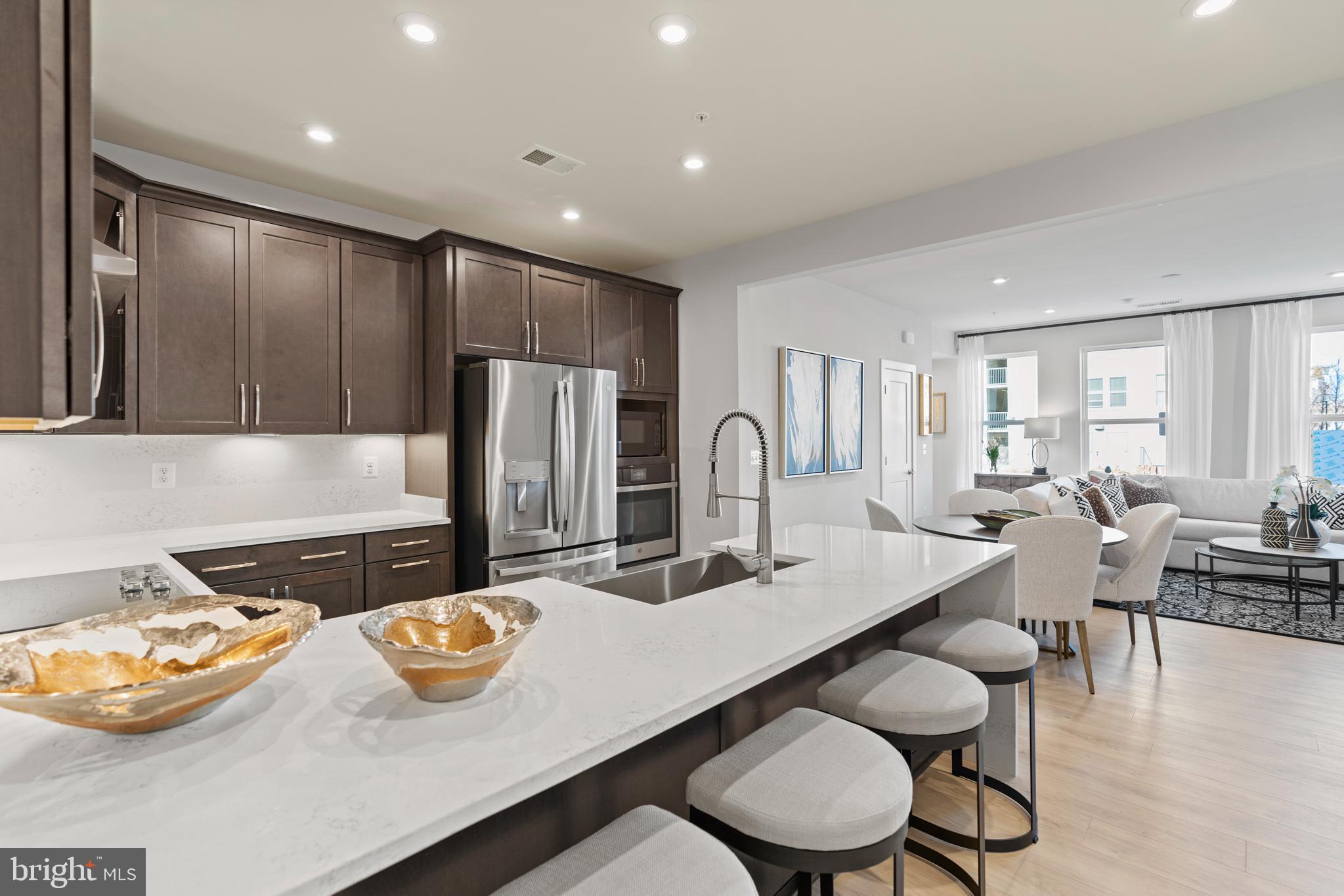 44514 Wolfhound Square Ashburn, VA 20147 - Photo 3 of 29