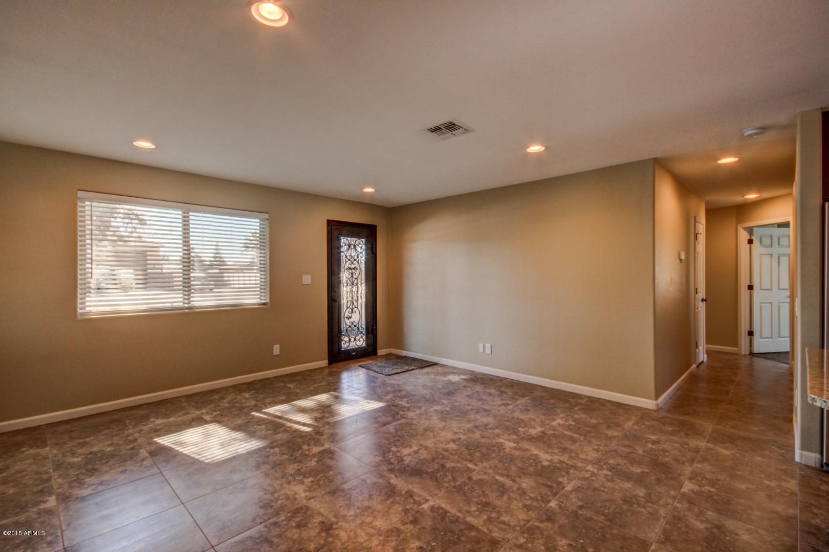3028 East Charter Oak Road Phoenix, AZ 85032 - Photo 5 of 30 Front Living Room