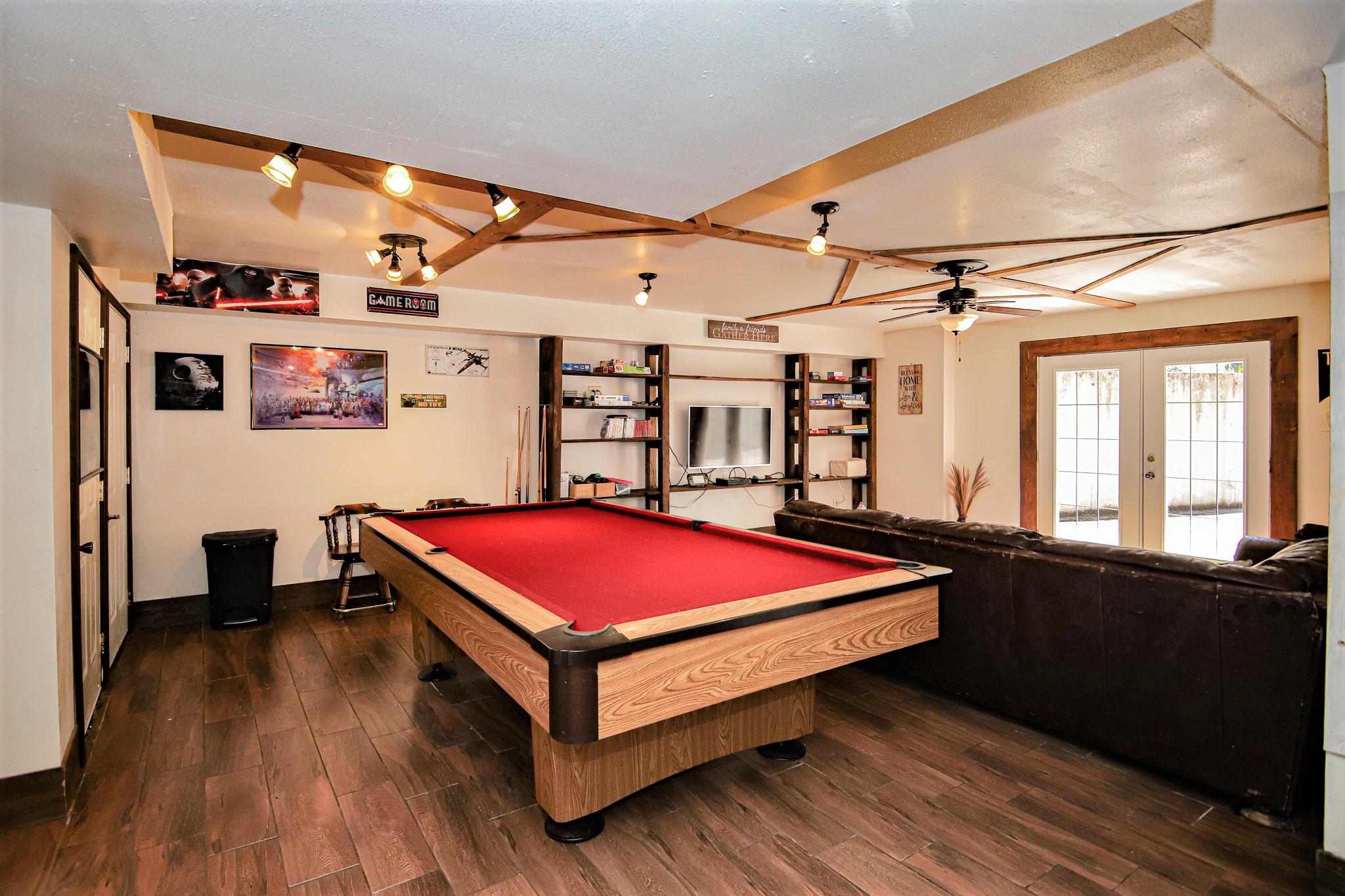 6033 Dodge Road White City, OR 97503 - Photo 19 of 35 Daylight Basement