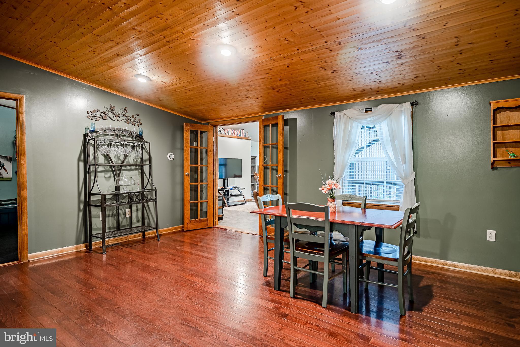 3812 Wilhelm Road Bethlehem, PA 18015 - Photo 11 of 30 Gallery Image 11